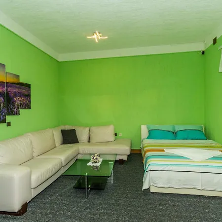 Apartments Villa Punta Royal Pirovac Room photo