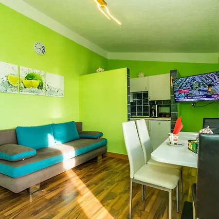 Apartments Villa Punta Royal Pirovac Room photo