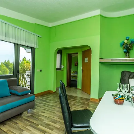 Apartments Villa Punta Royal Pirovac Room photo