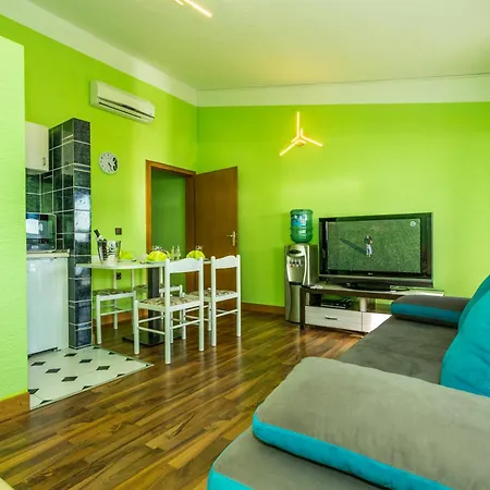 Apartments Villa Punta Royal Pirovac Room photo