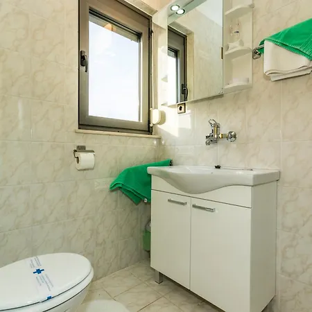 Apartments Villa Punta Royal Pirovac Room photo
