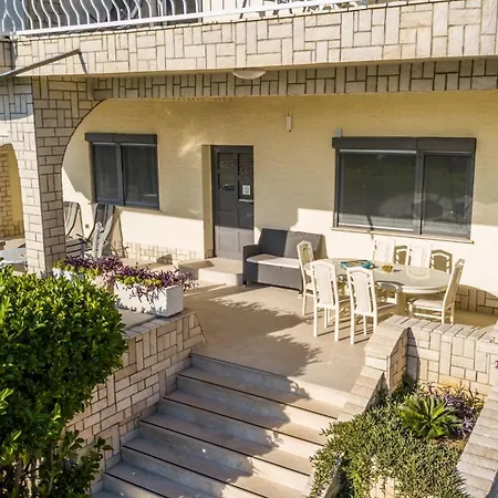 Apartments Villa Punta Royal Pirovac Room photo