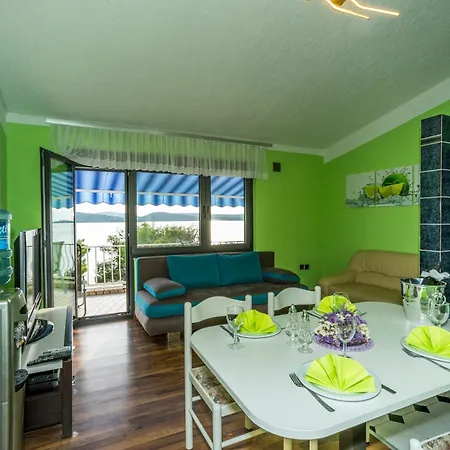 Apartments Villa Punta Royal Pirovac Room photo