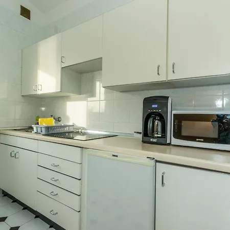 Apartments Villa Punta Royal Pirovac Room photo